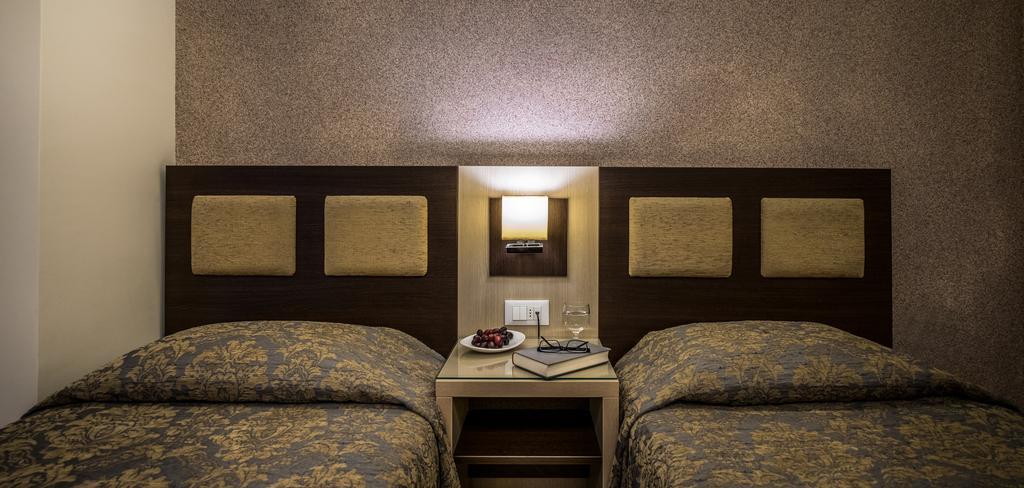 Rex Hotel Nafplio Luaran gambar