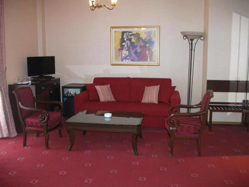 Rex Hotel Nafplio Luaran gambar