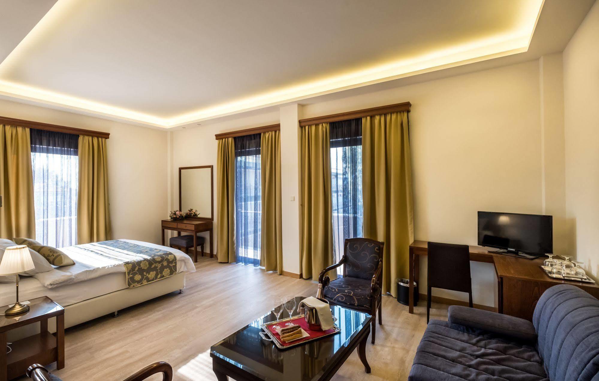 Rex Hotel Nafplio Luaran gambar